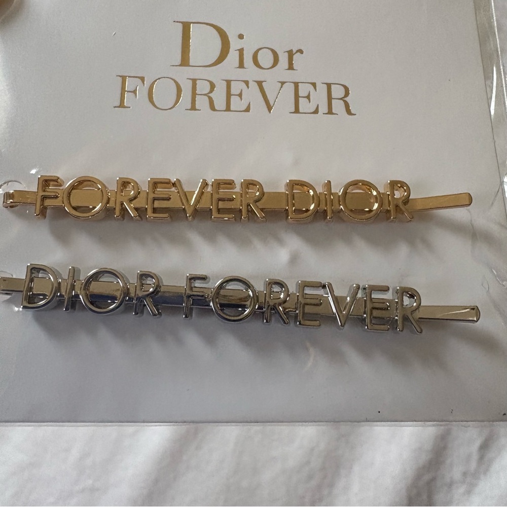 DIOR Forever BNIB Gold & Silver Hair Pins GWP 🌟Giftable🌟 - Picture 3 of 4